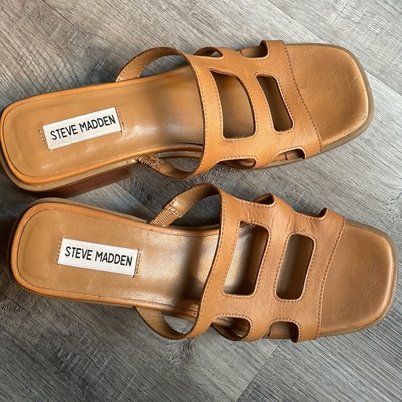 Steve Madden PRINCESS Sandals - Picture 11 of 12